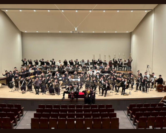 一大イベントである定期演奏会の写真です。